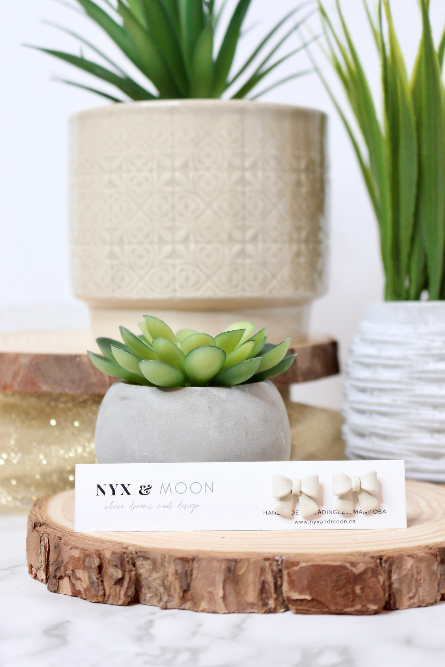 Selene | Small Bow Stud