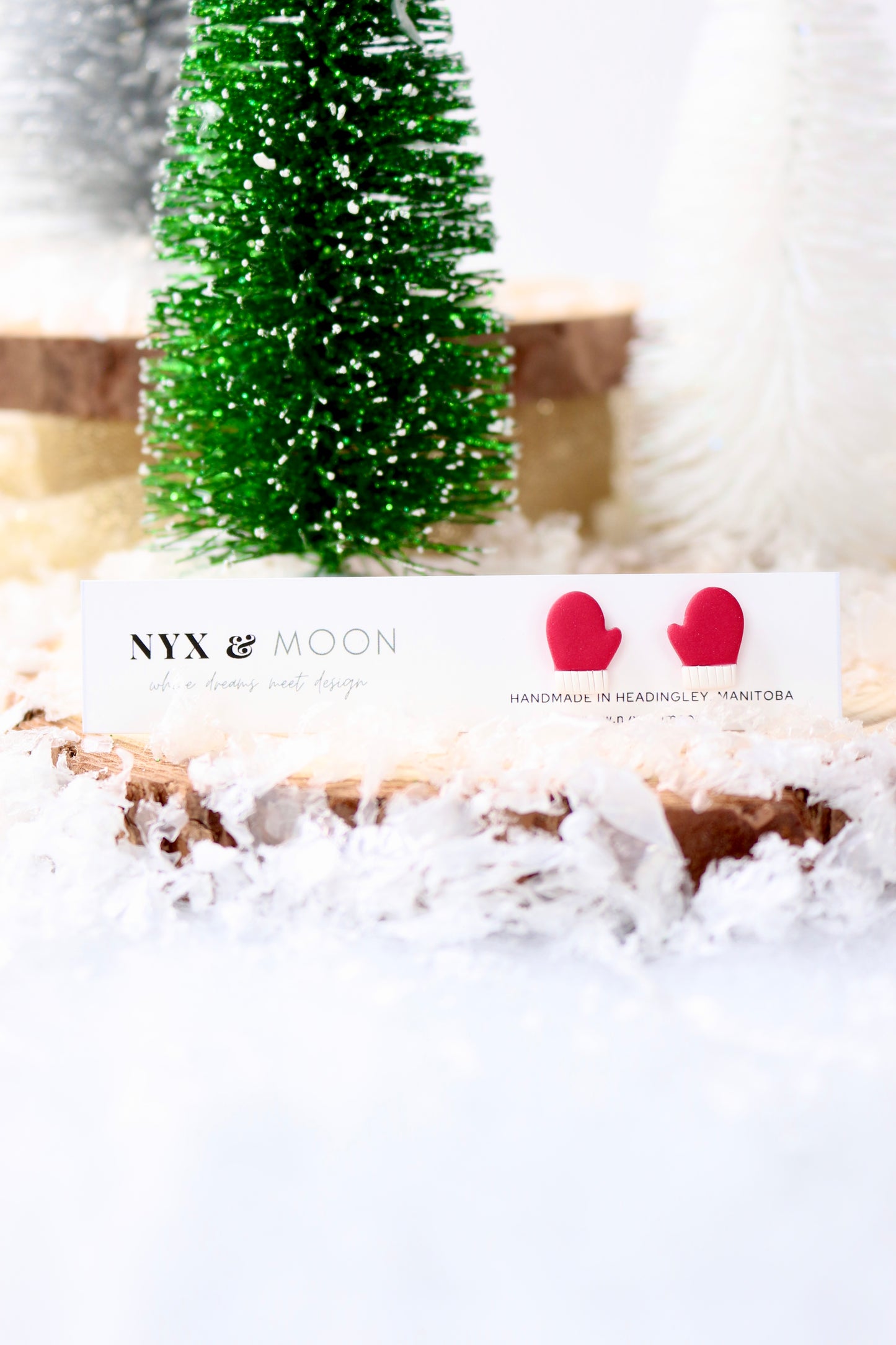 Winter Mittens | Stud Earring