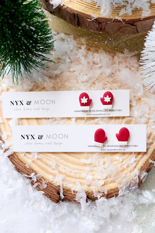 Winter Mittens | Stud Earring