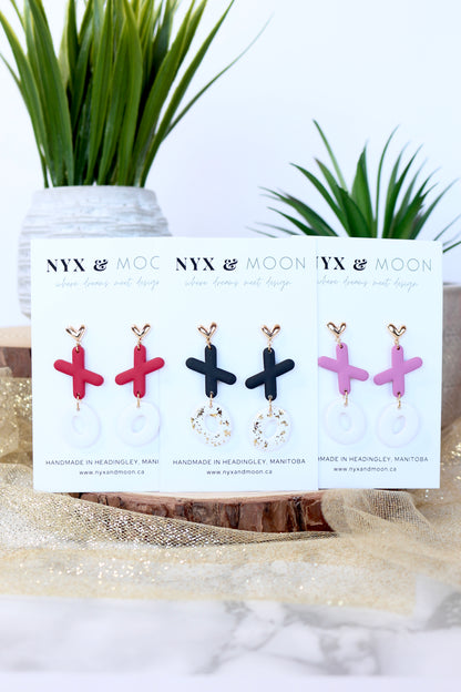 XO | Dangle Earrings